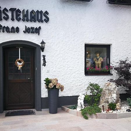 ​Gaestehaus Frans-Jozef Moenichkirchen Exterior photo